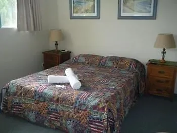 Apartmanhotel Chez Noosa Resort Motel Sunshine Beach